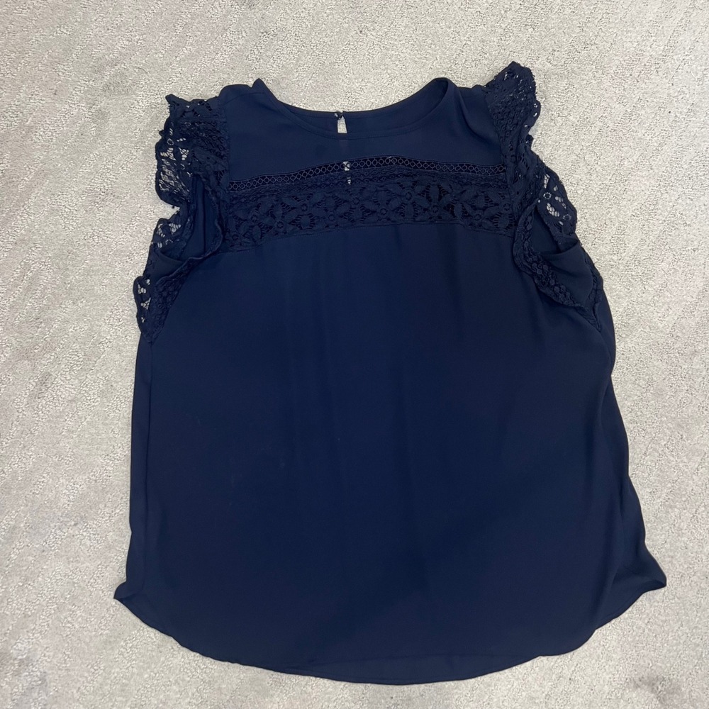 LOFT Navy Blue Lace Trim Sleeveless Blouse Top Size Small Career Date Night‎